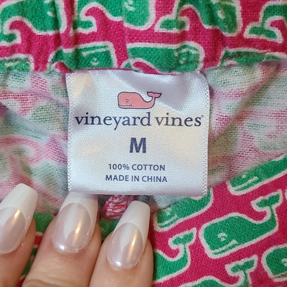 Vineyard Vines Pink and Green Casual Bottoms - Picture 3 of 3